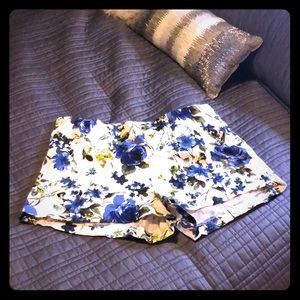 Floral high waisted short shorts